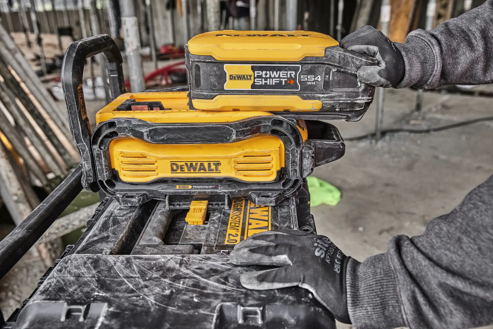 DEWALT® POWERSHIFT™ 550W oplader