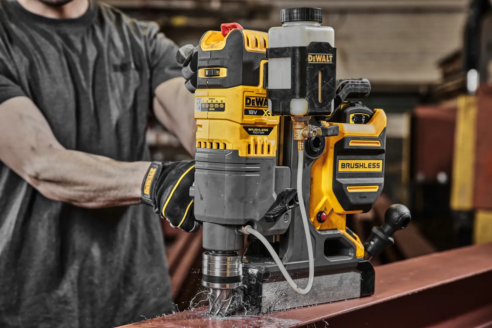 18V XR Premium Perceuse magnétique