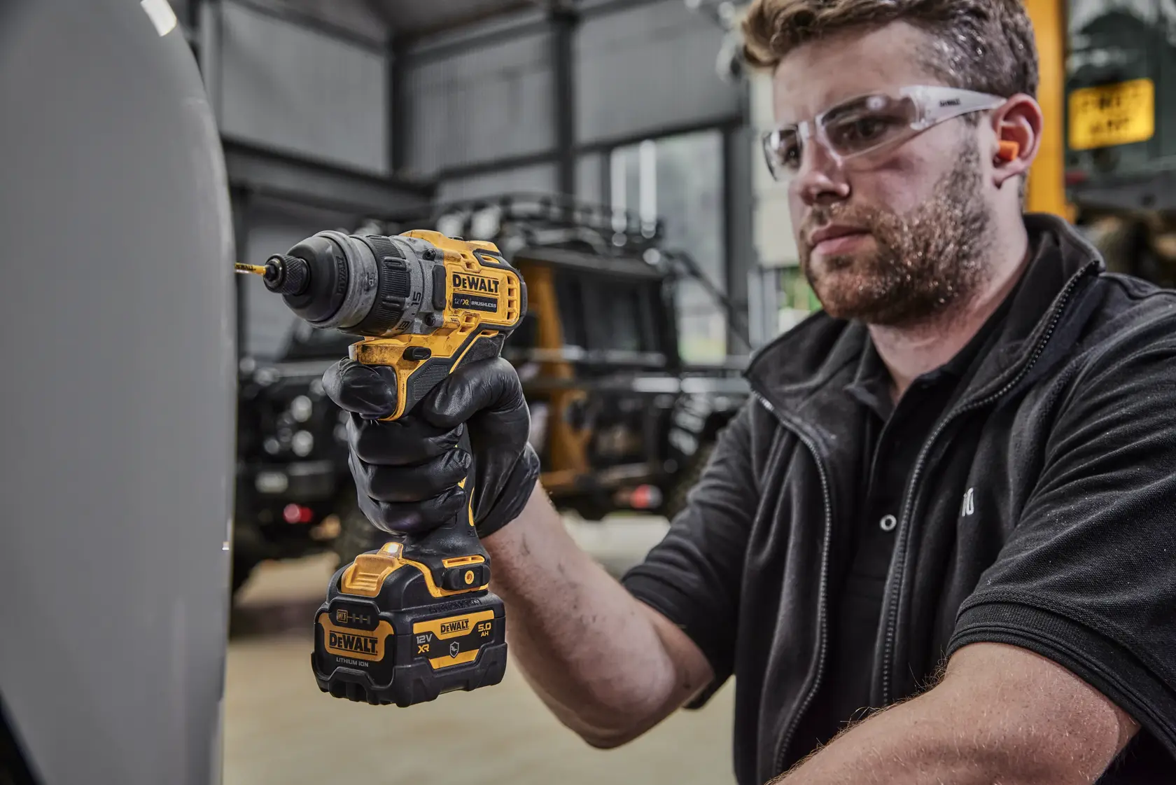 Perceuse Visseuse multi-têtes  XR 12V Brushless