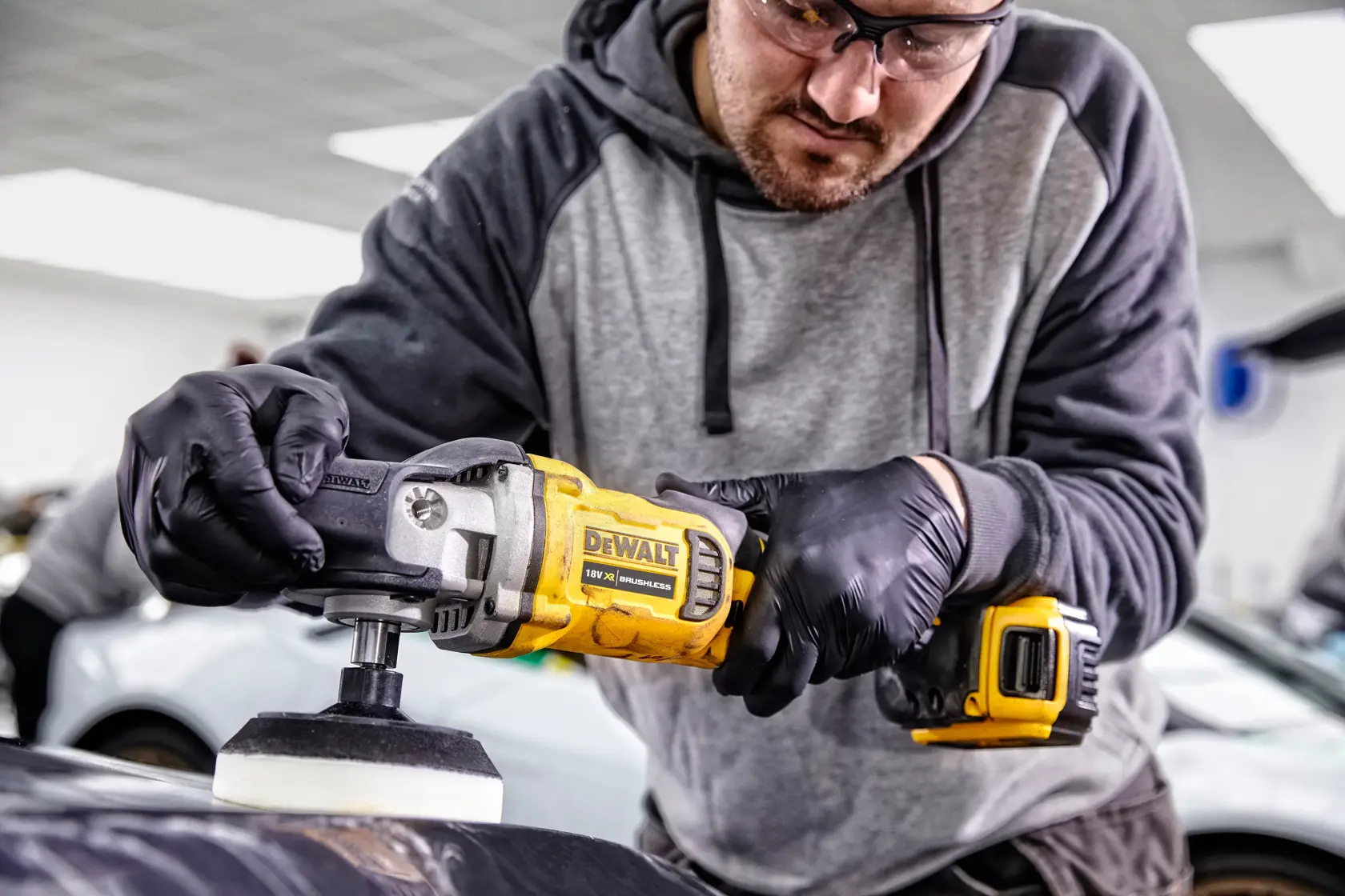 POLISEUSE ROTATIVE XR 18V 5AH LI-ION BRUSHLESS