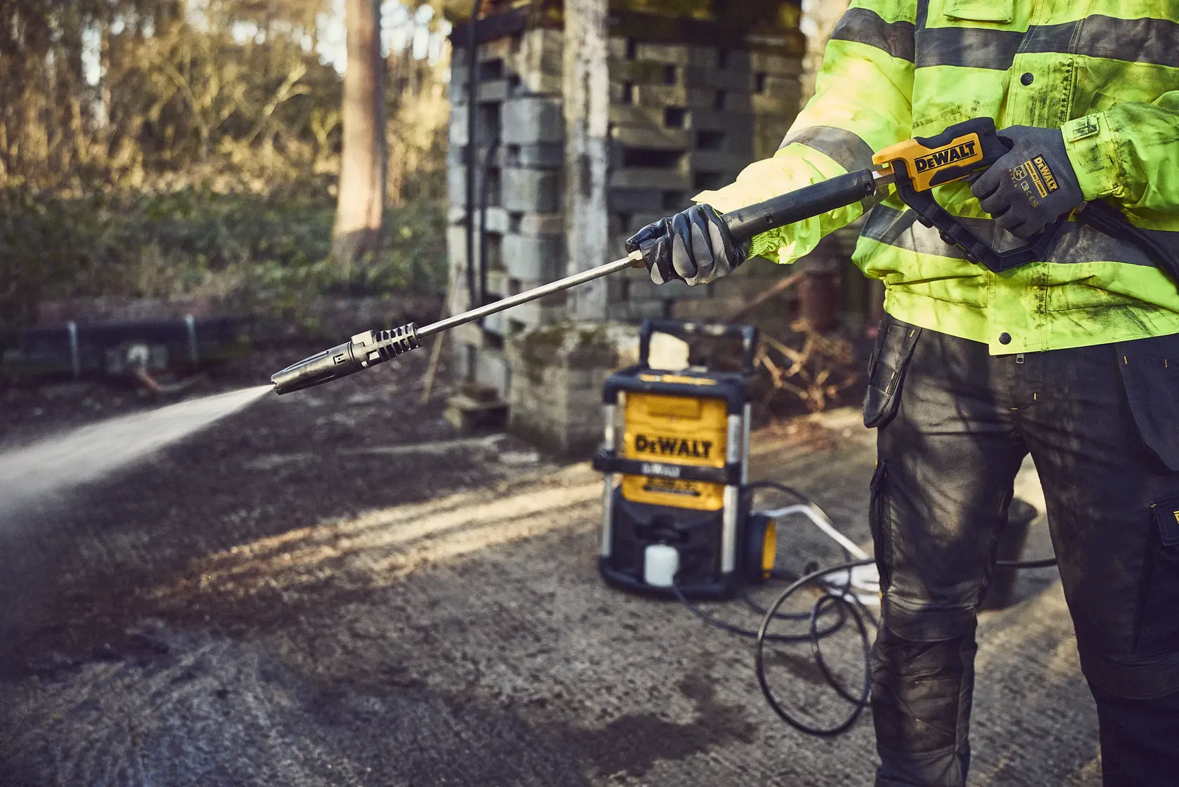 36V (2x 18V XR) Brushless Hogedrukreiniger (zonder accu en lader)