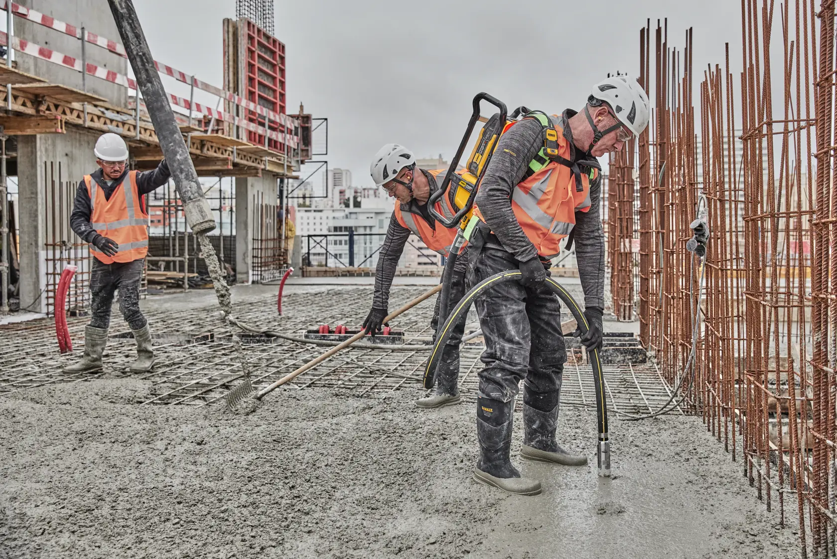 DEWALT® POWERSHIFT™ Aiguille Vibrante