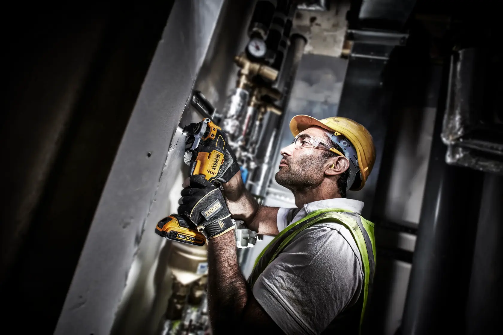 Multi-cutter XR 18V brushless - 35 accessoires - sans batterie ni chargeur - coffret TSTAK®