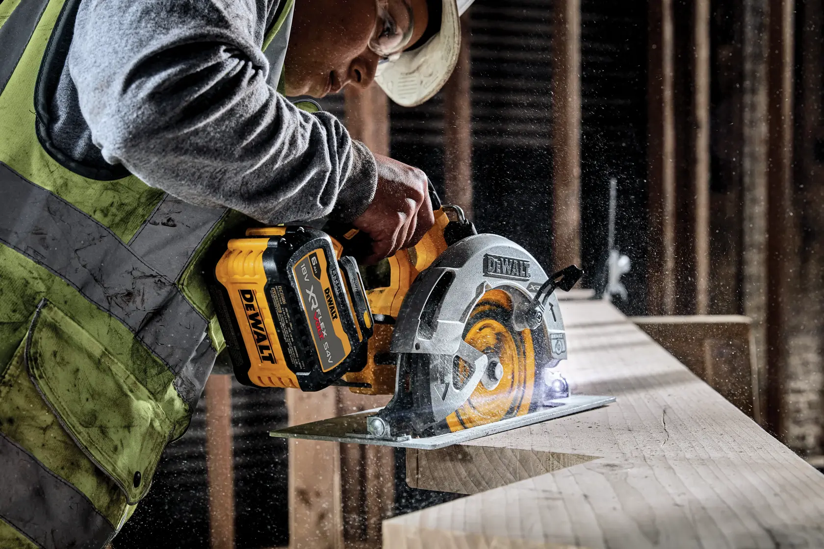 18V XR Flexvolt Advantage Scie circulaire 190mm en coffret TSTAK® - sans accu ni chargeur