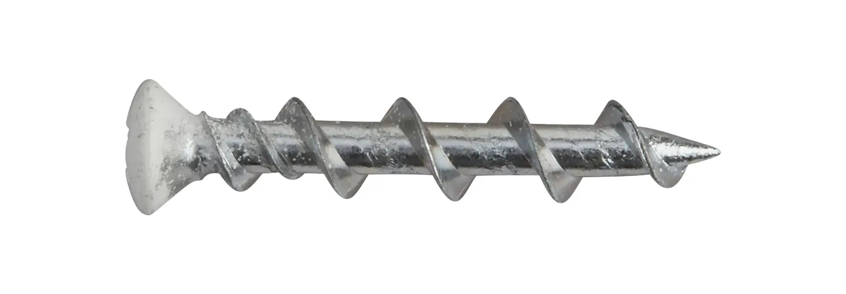 Une cheville murale métallique avec tête plate et pointe aiguë, isolée sur fond blanc.