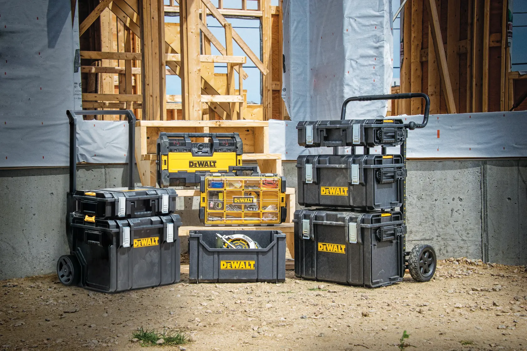 ToughSystem Radio + chargeur XR