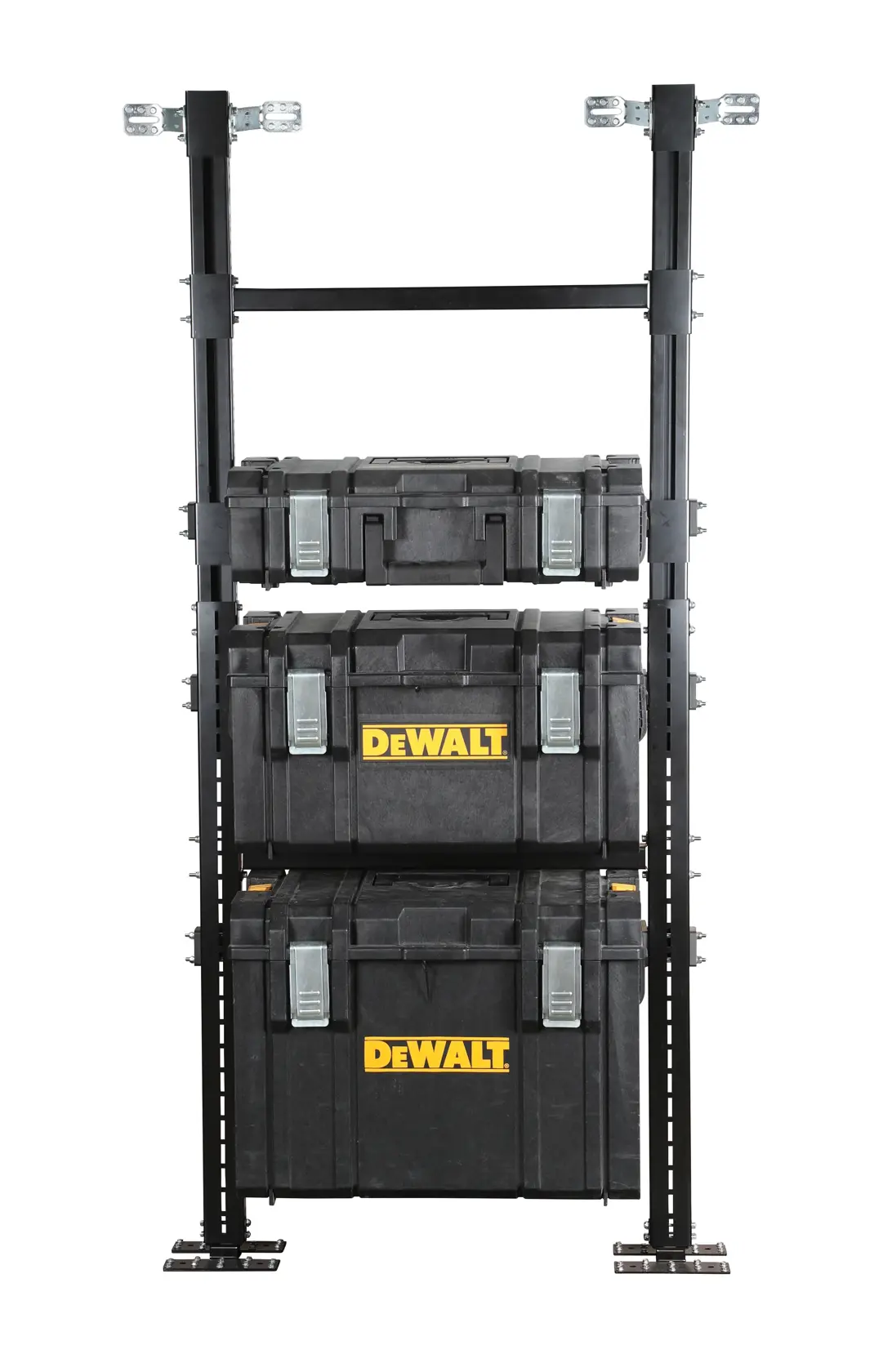 Graphique promotionnel DEWALT ToughSystem 2.0 avec le slogan 'Storage Built to Handle It' en grandes lettres jaunes sur un fond sombre texturé.